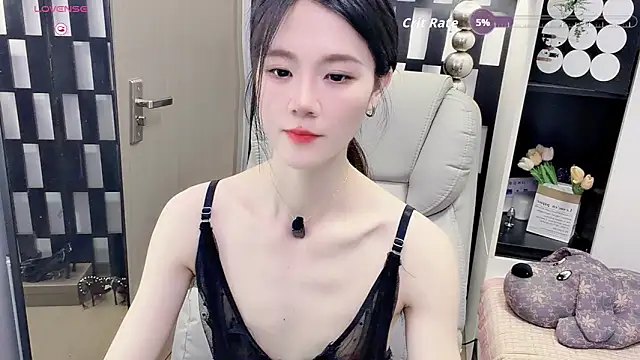 Yueyue-MM 现场XXX聊天
