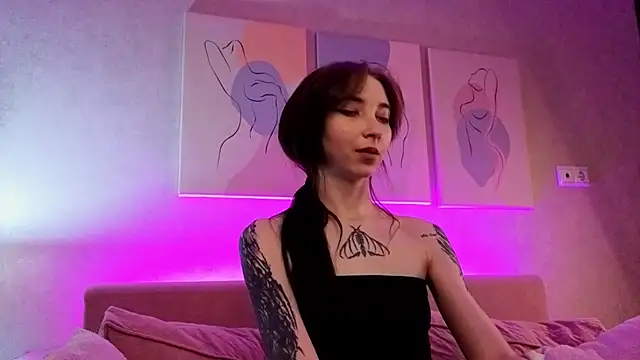 Ellen_Hops Live XXX-Chat