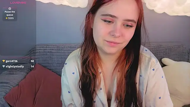 Živý XXX chat Alis_Platt