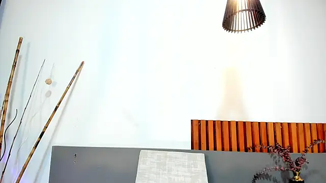 AndraCyruss Live XXX Chat