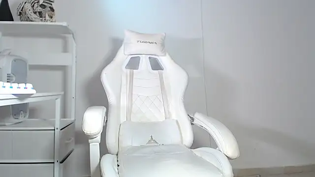 Chat XXX ao vivo de CaishenX_