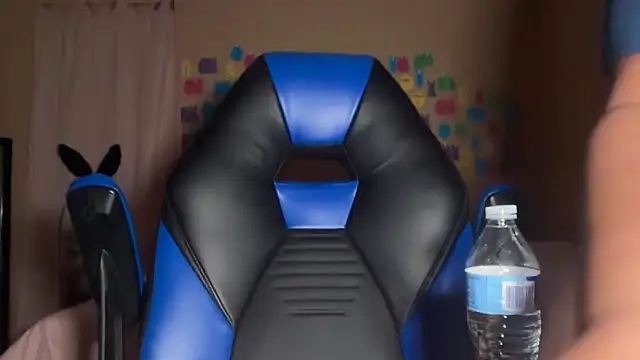 Chocolatebunnyxx96's Live XXX Chat