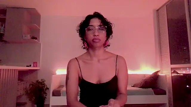Kharol_cool Chat XXX in diretta