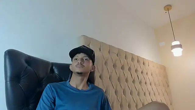 alpha_marcus' Webcam Show