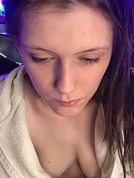 Lilactease – Naživo XXX chat