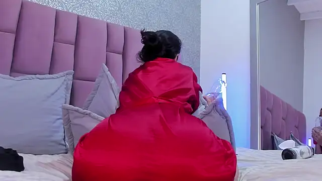 XXX chat uživo modela DianaRed_