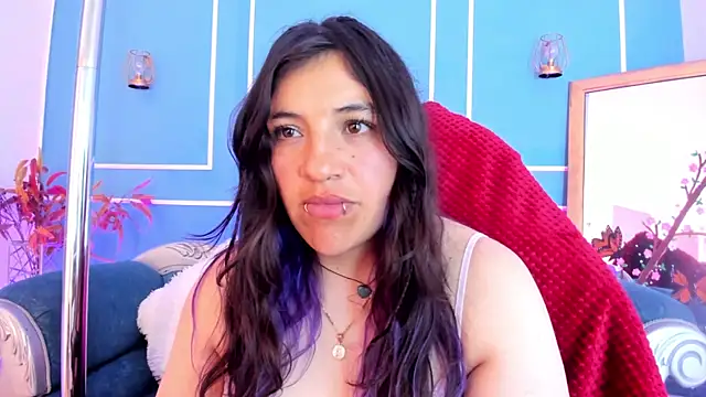 TaraTaylorr's Live XXX Chat
