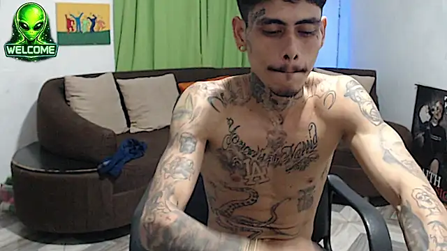 alpha_zom Webcam-Show