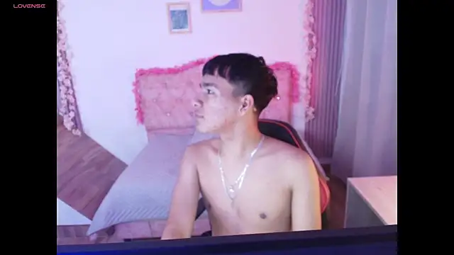 عرض كام noa_hot69