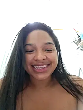 AnnaMil3J Chat XXX in diretta