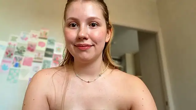 HoneyAudrey Live XXX-Chat