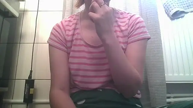 dirty_sasha00 Adlı Modelin Canlı XXX Sohbeti