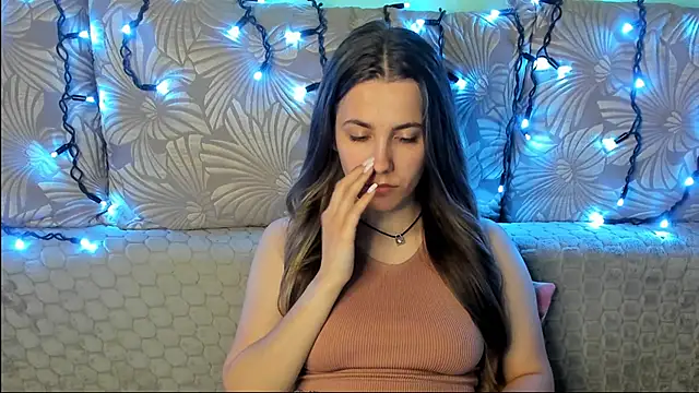 MaggieCake Chat XXX live