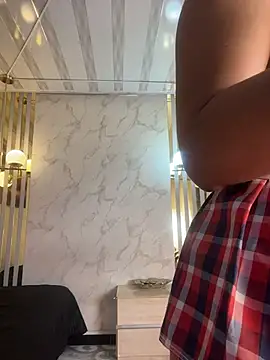 Онлайн чат XXX Catalinaa01