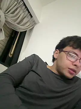 jossmacsi 网络视讯表演
