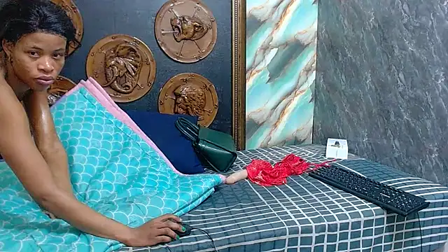 SexyChantyBabe25 Adlı Modelin Canlı XXX Sohbeti