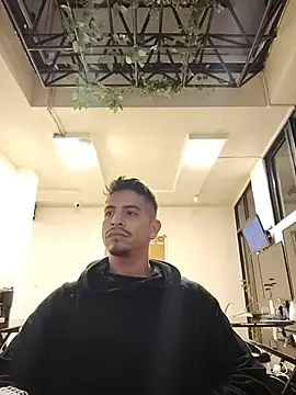 Juann-cock Live XXX-chat