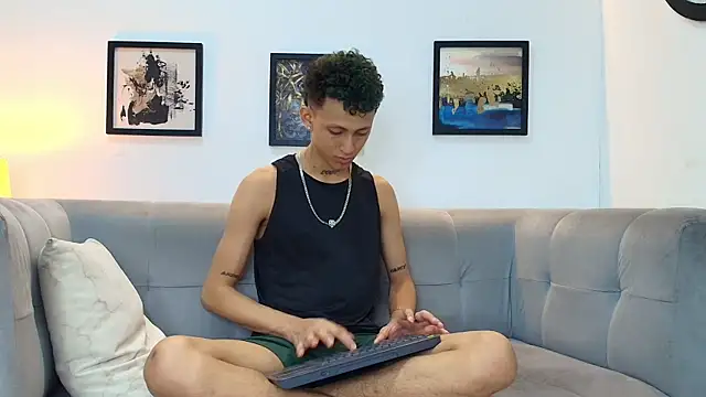 BOYS_PLAY – Live XXX-chat