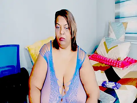 Sassy_Tassy 现场XXX聊天