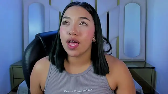 Chat +18 de IsabellRodriguez18 ao vivo
