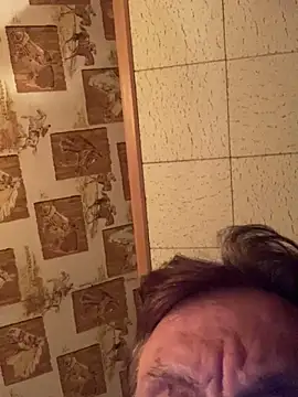 Chat XXX en directo de Tonybaloney1972