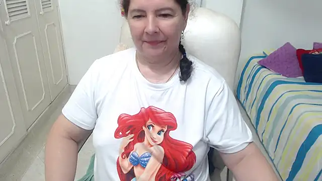 leonela_69's Live XXX Chat