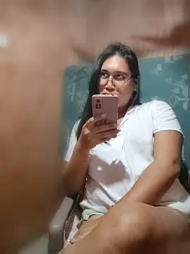 Romantic_Sabrina Adlı Modelin Web Kamerası Şovu