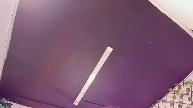 Živá chatovací místnost Amy_hoy69
