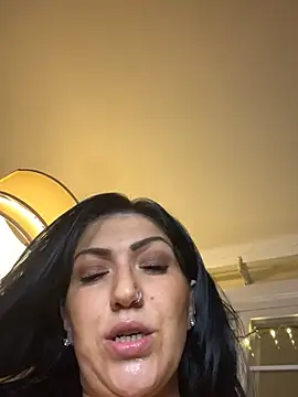 LittleMissEeve: απευθείας συνομιλία ΧΧΧ