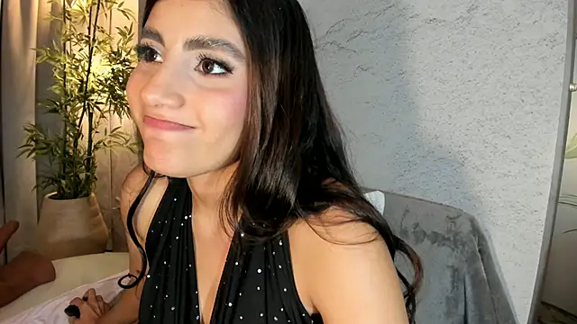 Chat +18 de IsabelaStefano ao vivo