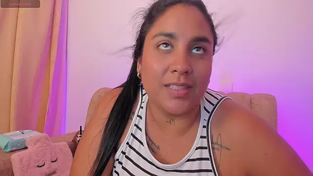 XXX chat uživo modela Liith