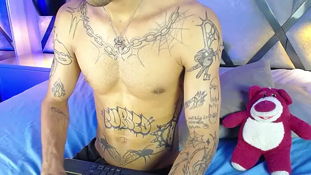 EnzoHunters – Naživo XXX chat