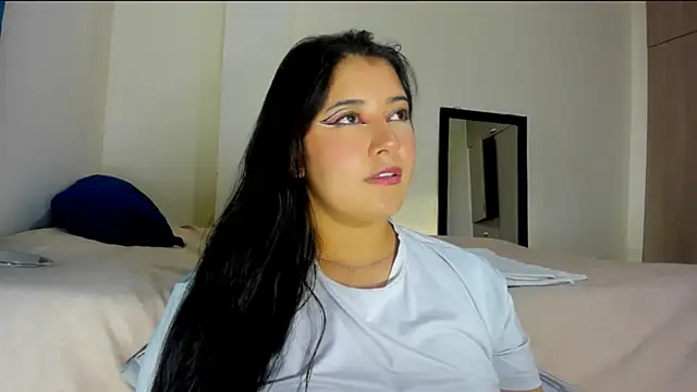 Chatroom XXX en direct de x_Adeline_