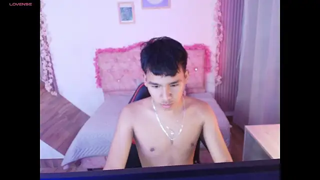 noa_hot69 webcam show