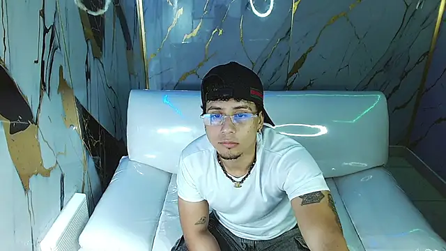 XXX chat uživo modela jbarto_