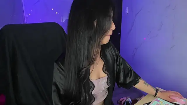 Chatroom XXX en direct de MelodySweett