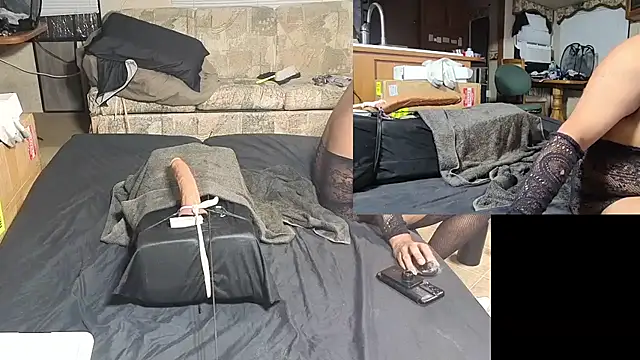 Clouds_4play's Webcam Show