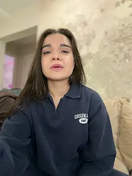 BabyShy- Chat XXX live