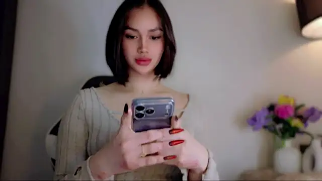 Chatroom XXX en direct de Anna_HollyDoll