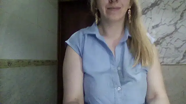 Chat XXX ao vivo de MiyaHottie