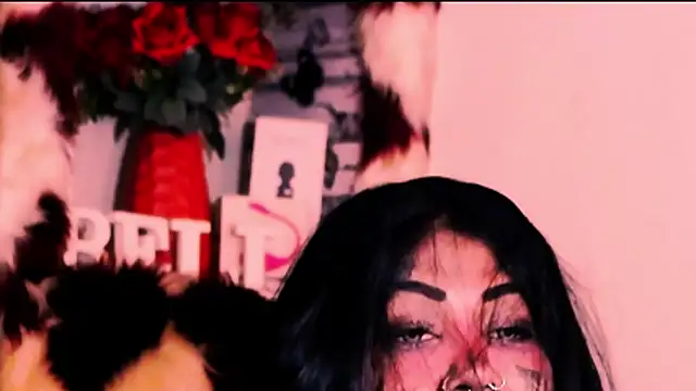 indian_dreamgirl 即時 XXX 聊天
