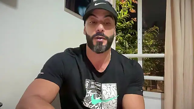 romeolovedarkn Webbikameraesitys