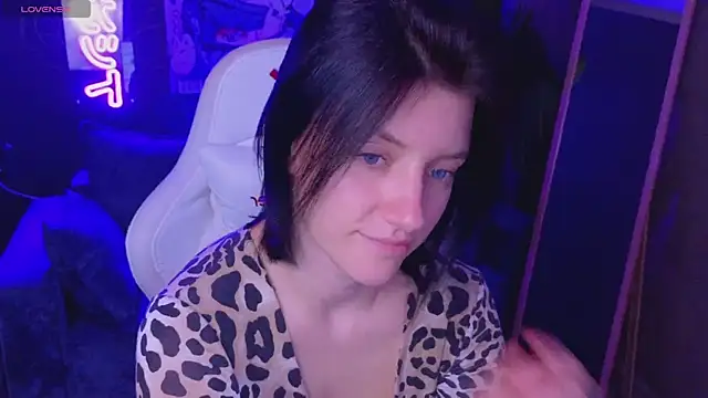 Živá chatovací místnost roxy_riot_