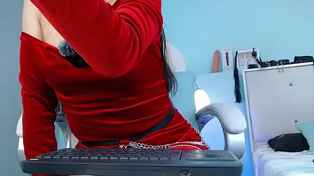 Emerald_gh – Live XXX-chat