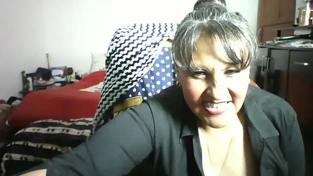 Chat XXX ao vivo de merlyna_goldens