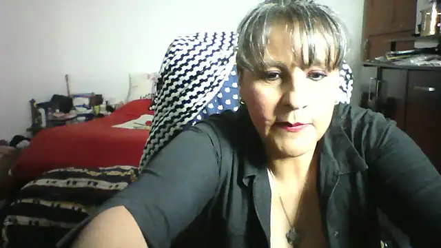 Chat XXX en directo de merlyna_goldens