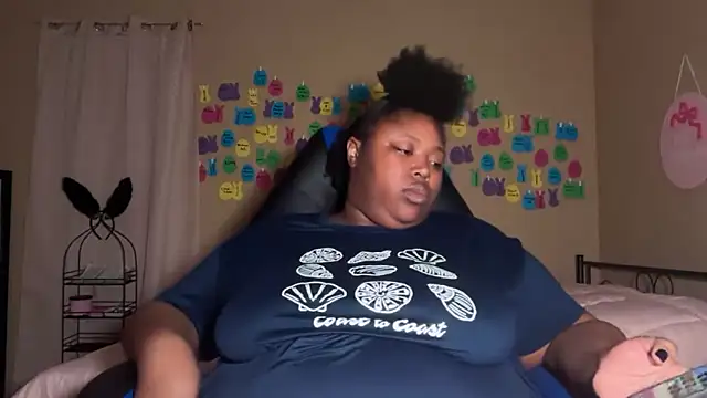 Chat +18 de Chocolatebunnyxx96 ao vivo