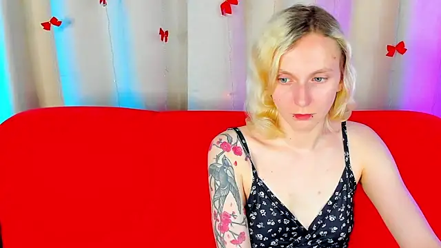 LikiLips live XXX chat