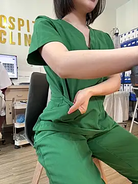 Онлайн чат XXX secretly_masturbating