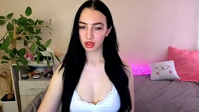دردشة WildKittenX_ الجنسية المباشرة